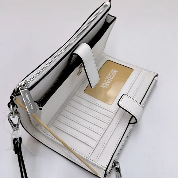 Michael Kors Jet Set Travel Large Embellished Signature Logo Wristlet
Dragonfrui - Picture 10 of 16